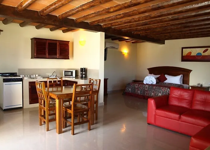 Hotel El Campanario 3*