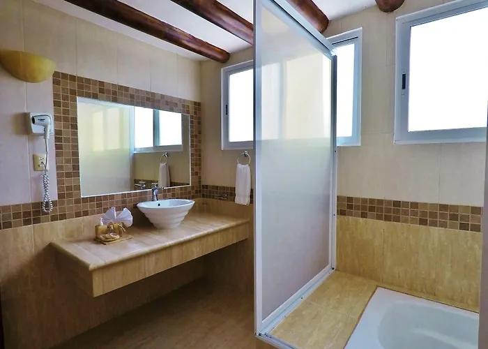 El Campanario Hotel 3*